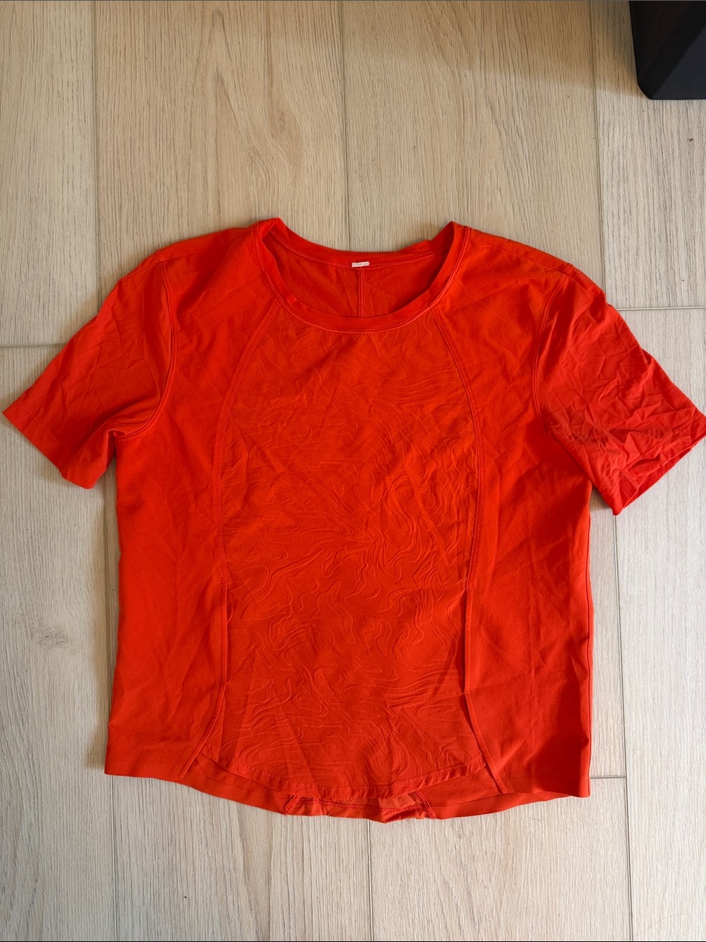 lululemon athletica Short Sleeve Crew Tee in Vibrant Orange-Red